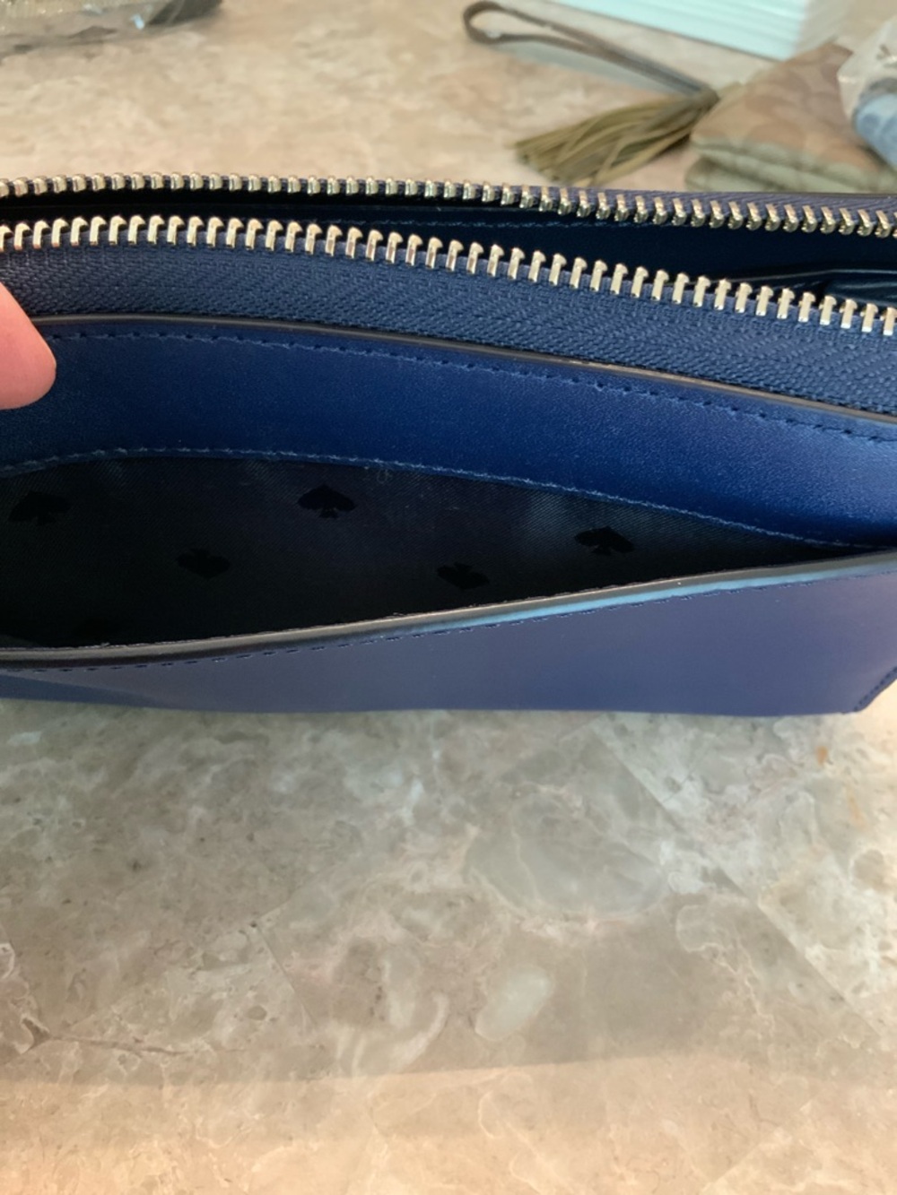 kate spade Novelty Camel Leather navy gold zip-around continental wallet EUC - Picture 16 of 16